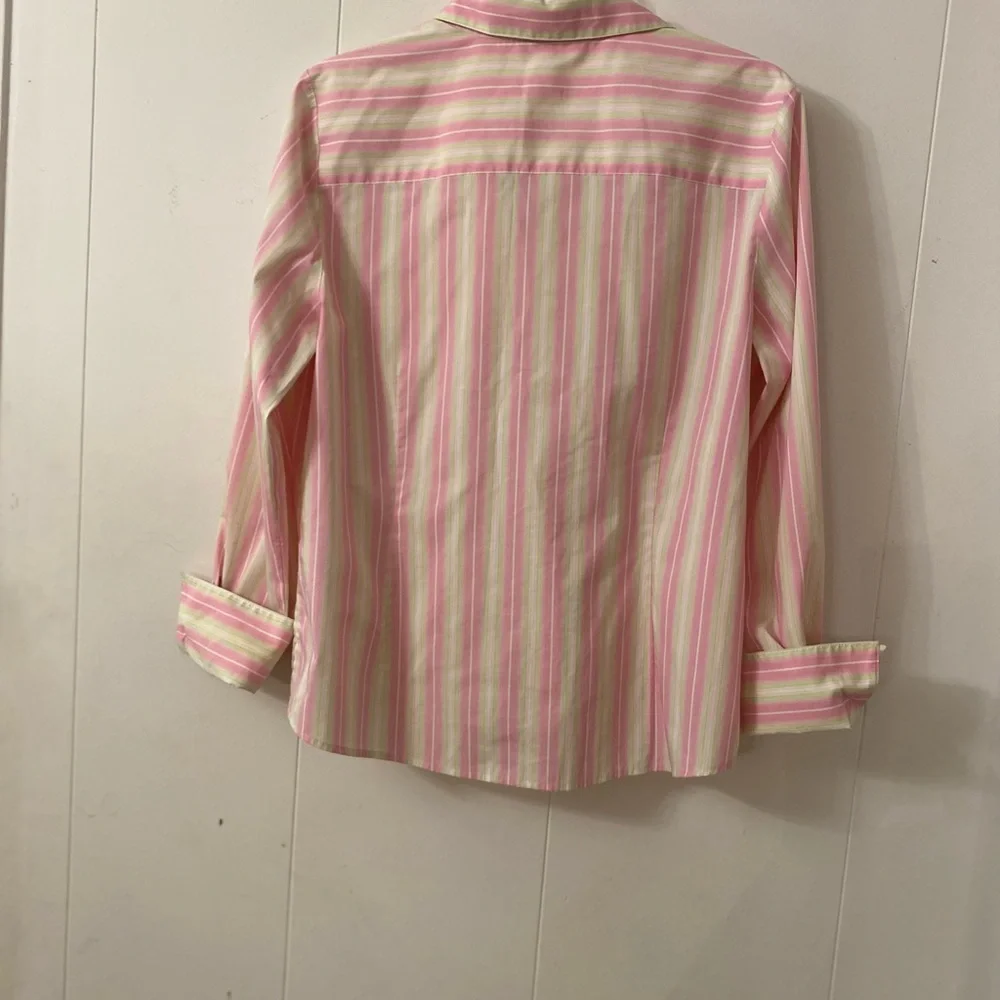 Foxcroft Non-Iron fitted stretch striped button up shirt Size 10 - Picture 3 of 15